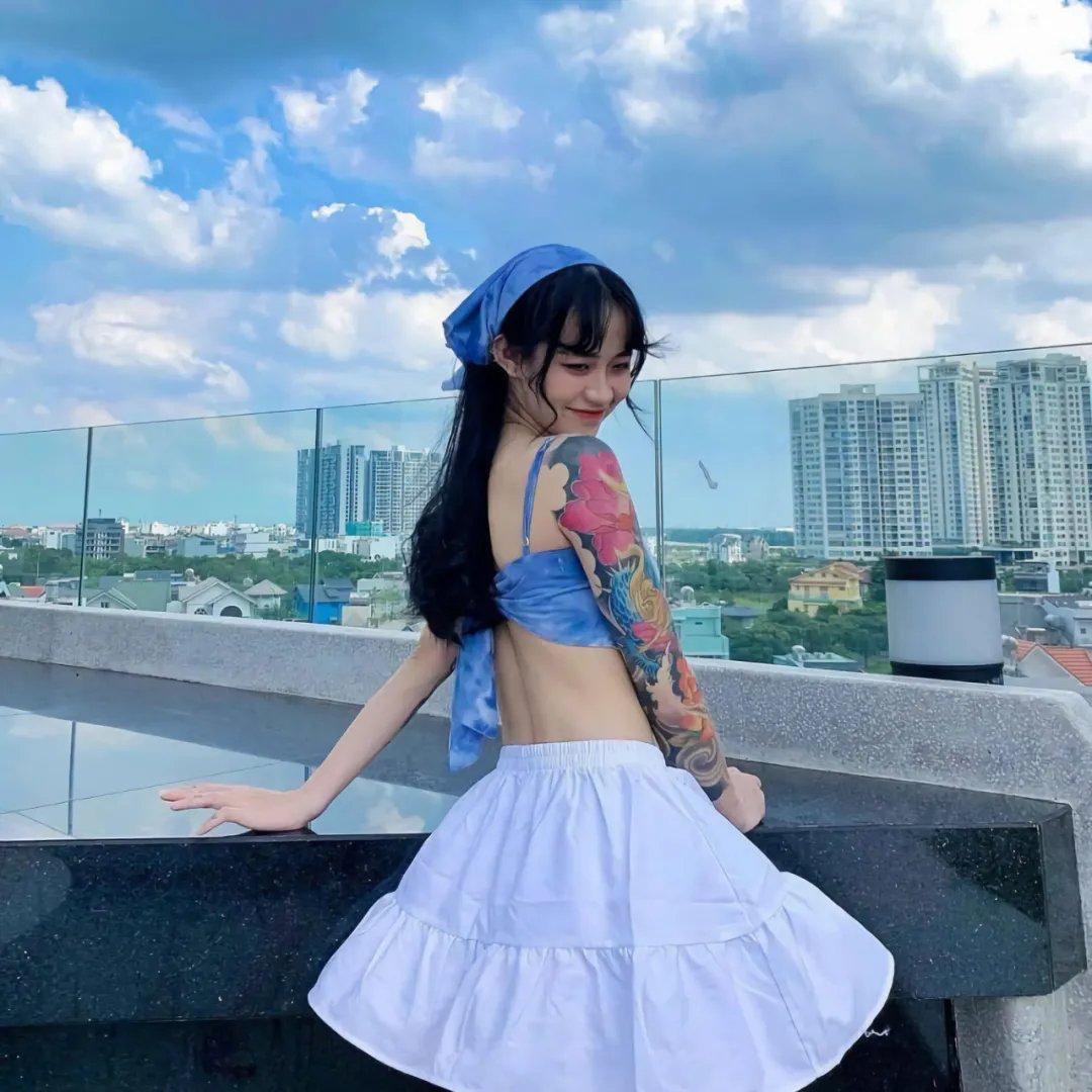 名刀美女丸海报
